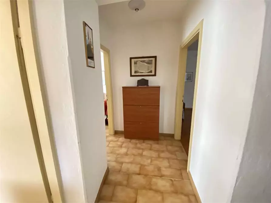 Immagine 7 di Bilocale in affitto  in piazza municipio a Carzano