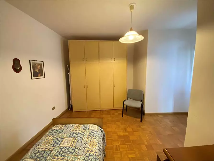 Immagine 6 di Bilocale in affitto  in piazza municipio a Carzano