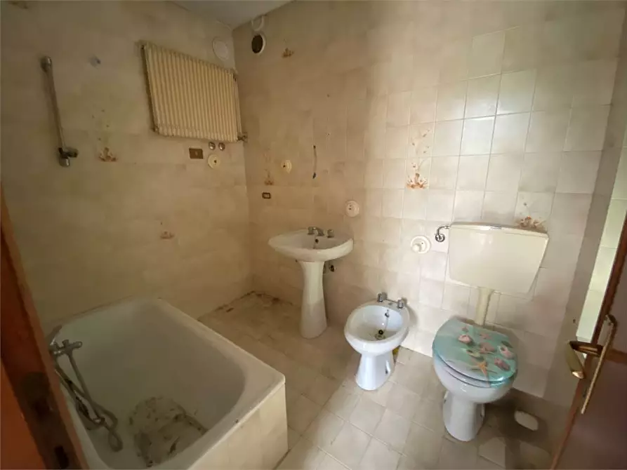 Immagine 15 di Stabile in vendita  in VIA SAN ROCCO 11 a Grigno