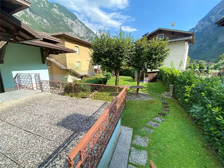 Immagine 10 di Stabile in vendita  in VIA SAN ROCCO  11 a Grigno