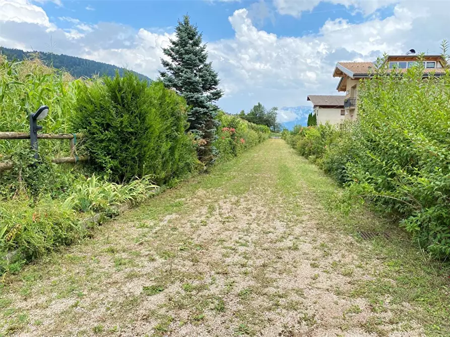 Immagine 10 di Garage in vendita  in VIA BRAIDON a Altopiano Della Vigolana