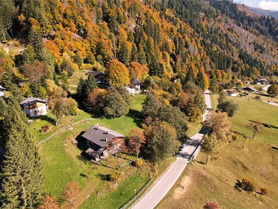 Immagine 9 di Baita in vendita  in LOCALITA' CALAMENTO a Telve