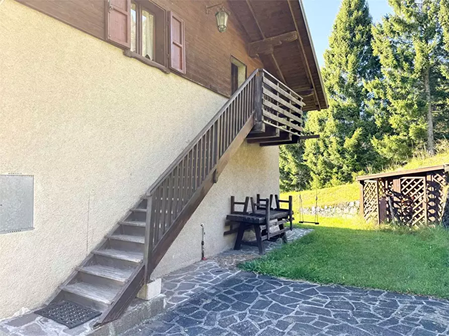 Immagine 6 di Baita in vendita  in LOCALITA' CALAMENTO a Telve