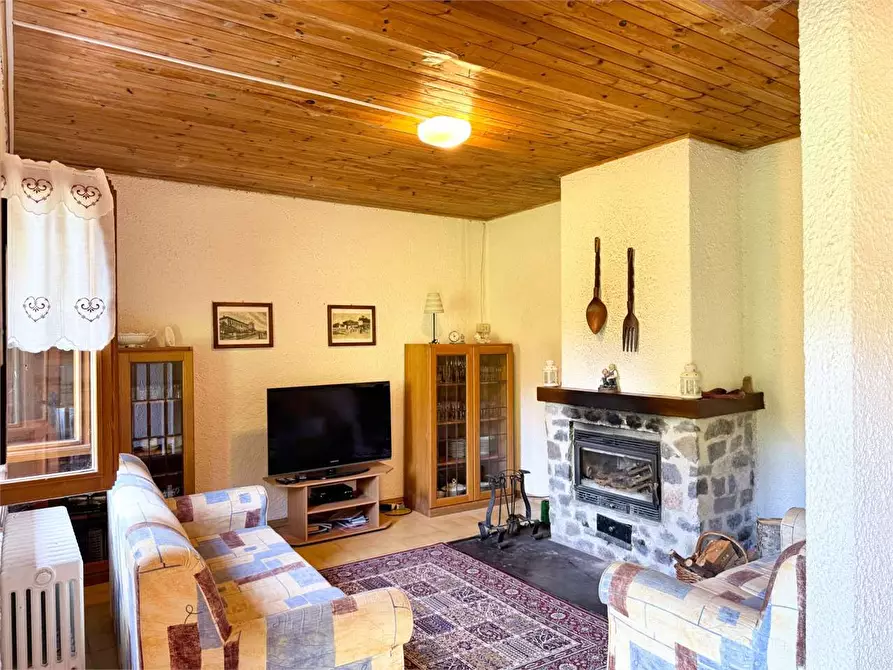 Immagine 23 di Baita in vendita  in LOCALITA' CALAMENTO a Telve