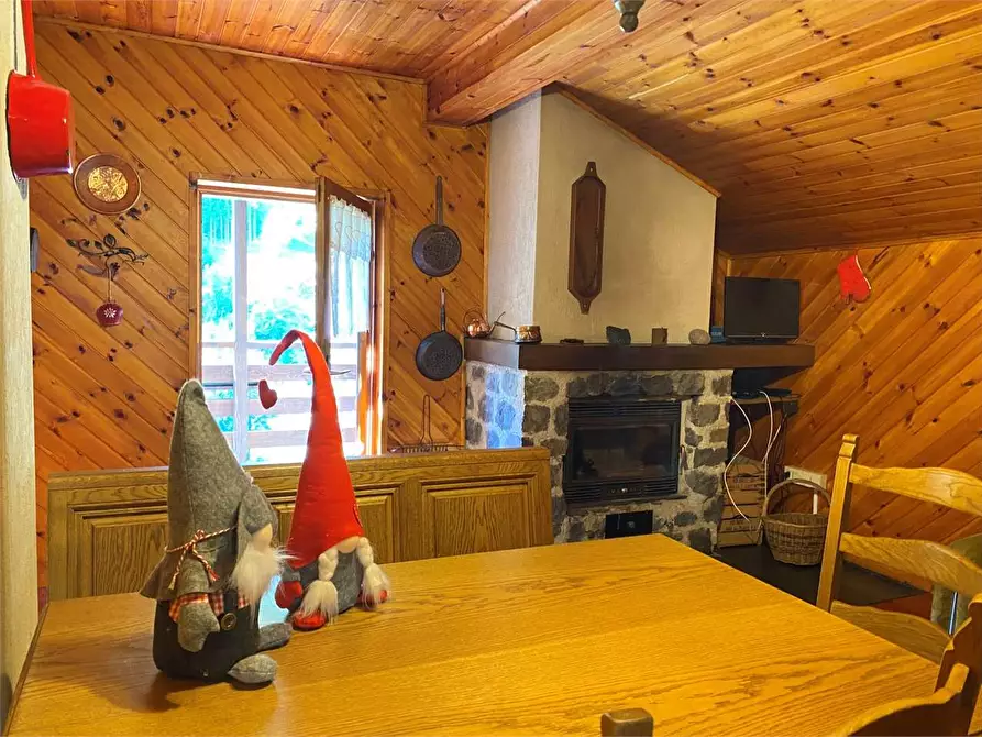 Immagine 12 di Baita in vendita  in LOCALITA' CALAMENTO a Telve