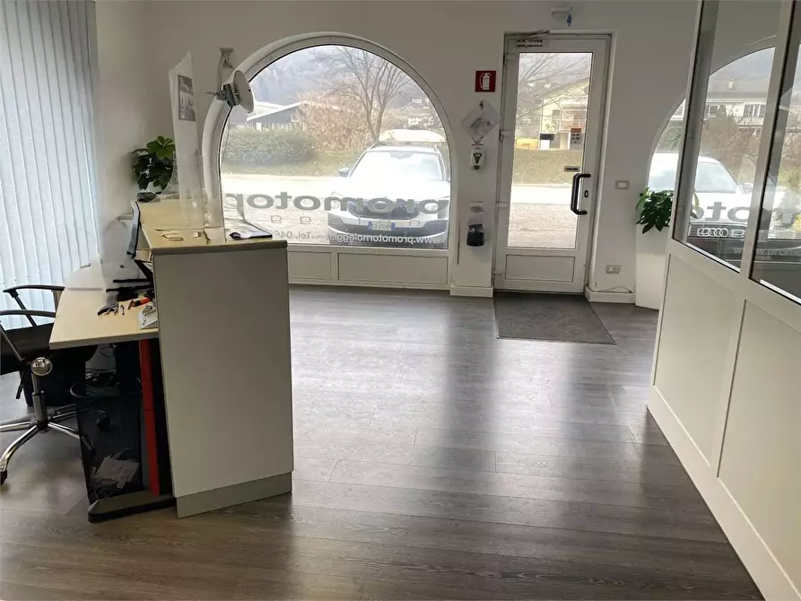 Immagine 4 di Negozio in affitto  in VIA ROMA 15 a Borgo Valsugana
