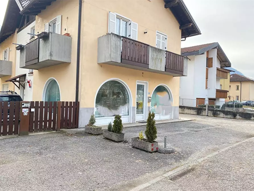 Immagine 3 di Negozio in affitto  in VIA ROMA 15 a Borgo Valsugana