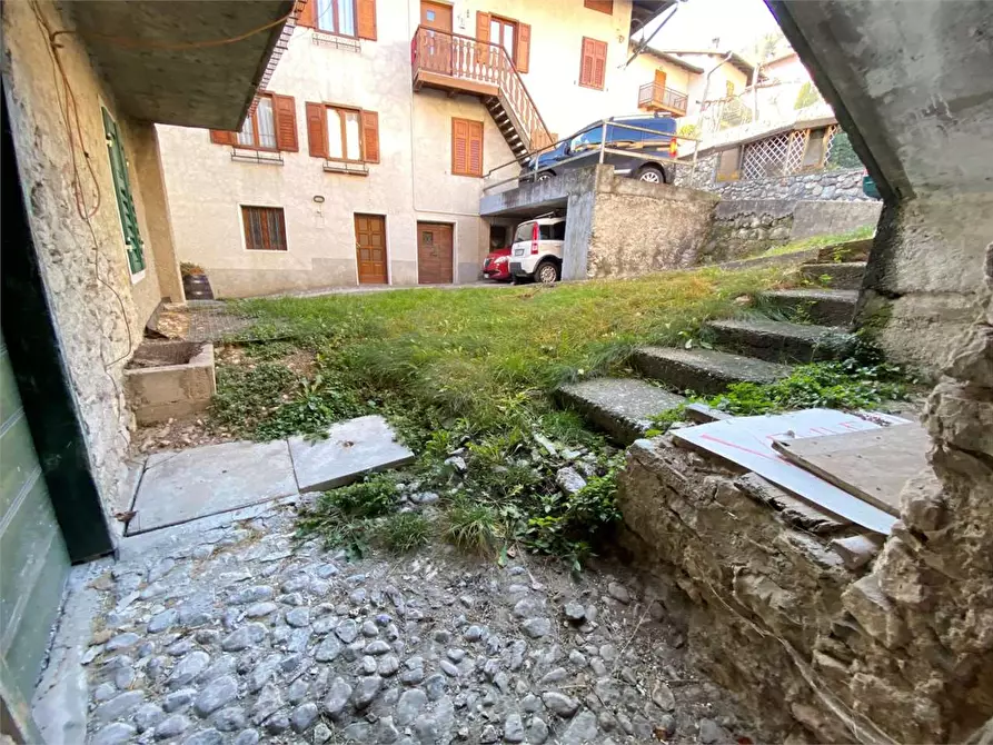 Immagine 7 di Porzione di casa in vendita  in via delle grazie  5 a Telve Di Sopra