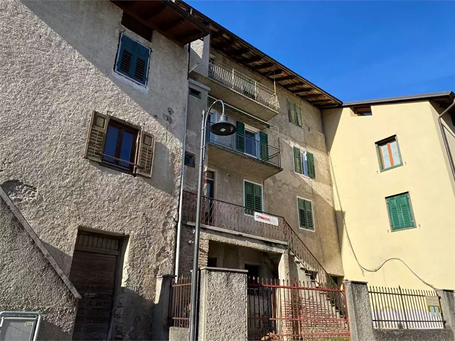 Immagine 3 di Porzione di casa in vendita  in via delle grazie  5 a Telve Di Sopra