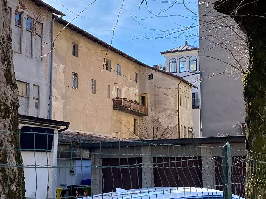 Immagine 6 di Stabile in vendita  in PIAZZA ROMANI a Borgo Valsugana