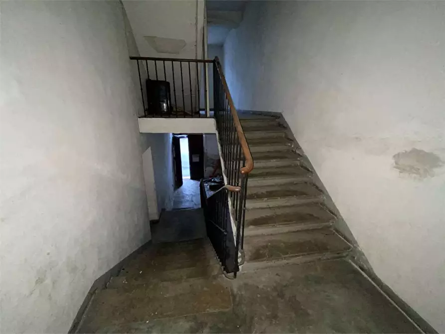 Immagine 8 di Stabile in vendita  in PIAZZA ROMANI a Borgo Valsugana