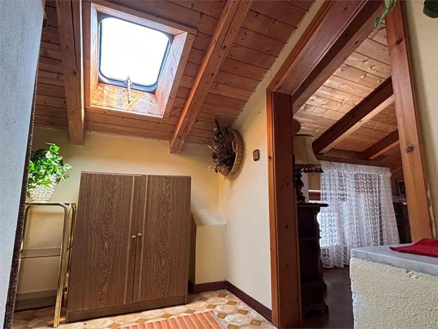 Immagine 16 di Porzione di casa in vendita  in via della bruta 28 a Levico Terme
