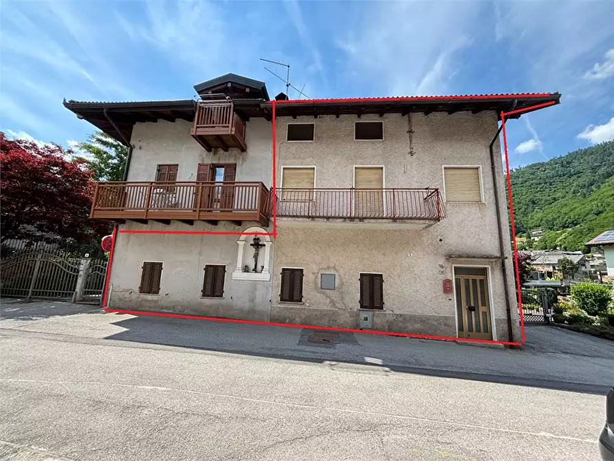 Immagine 1 di Porzione di casa in vendita  in via della bruta 28 a Levico Terme