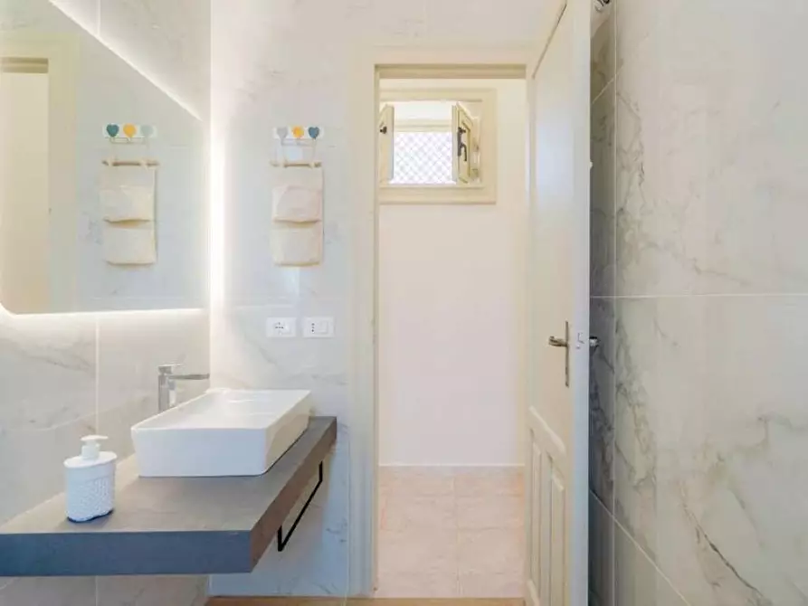 Immagine 17 di Appartamento in affitto  a Siracusa