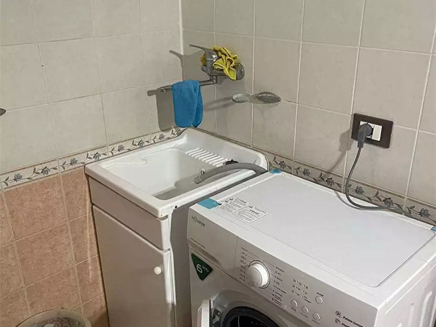 Immagine 11 di Bilocale in affitto  a Siracusa