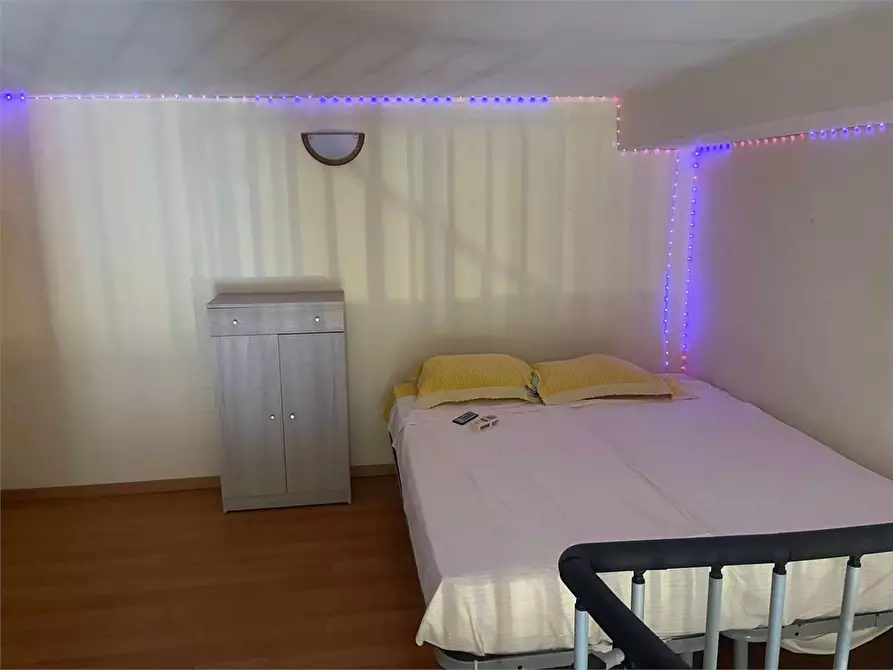 Immagine 8 di Bilocale in affitto  a Siracusa