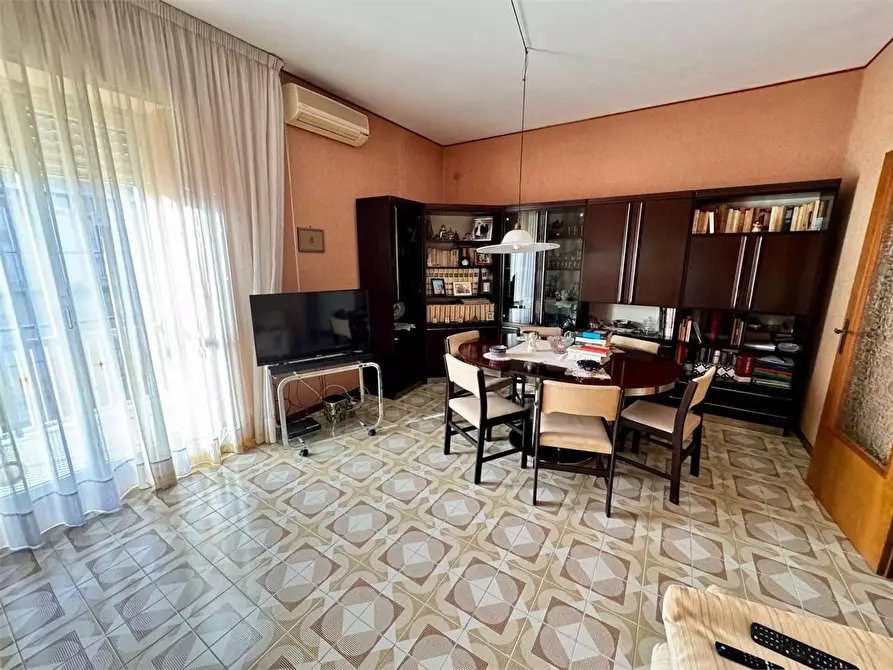 Immagine 4 di Quadrilocale in affitto  a Siracusa