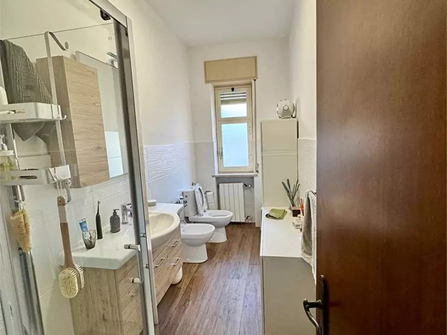 Immagine 15 di Quadrilocale in affitto  a Siracusa