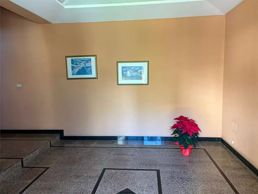 Immagine 22 di Trilocale in affitto  a Siracusa