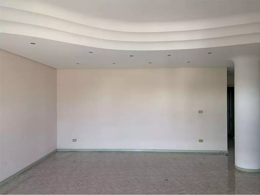 Immagine 2 di Trilocale in affitto  a Siracusa