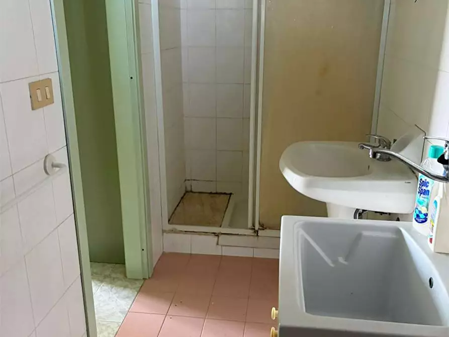 Immagine 10 di Trilocale in affitto  a Siracusa