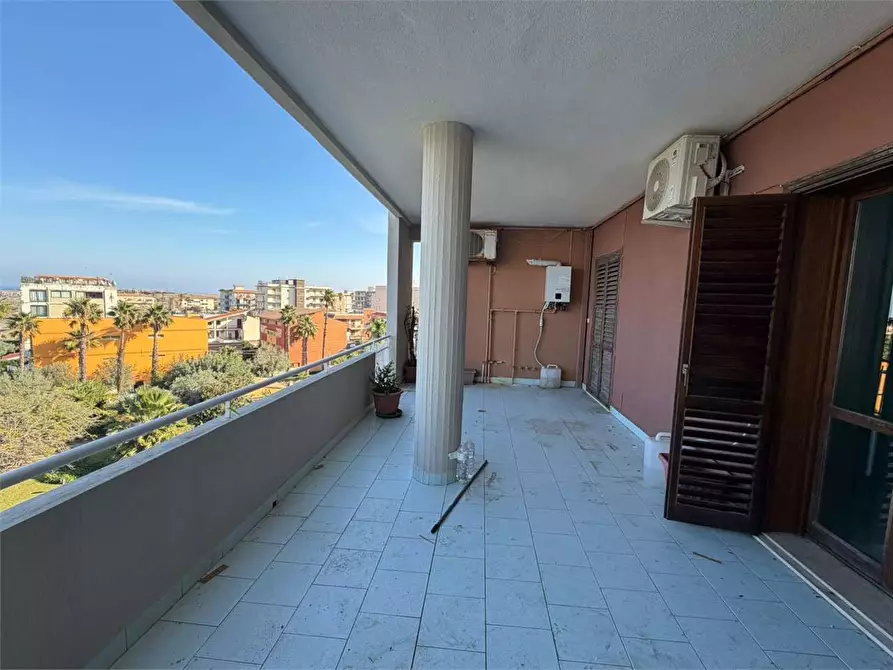 Immagine 13 di Trilocale in affitto  a Siracusa