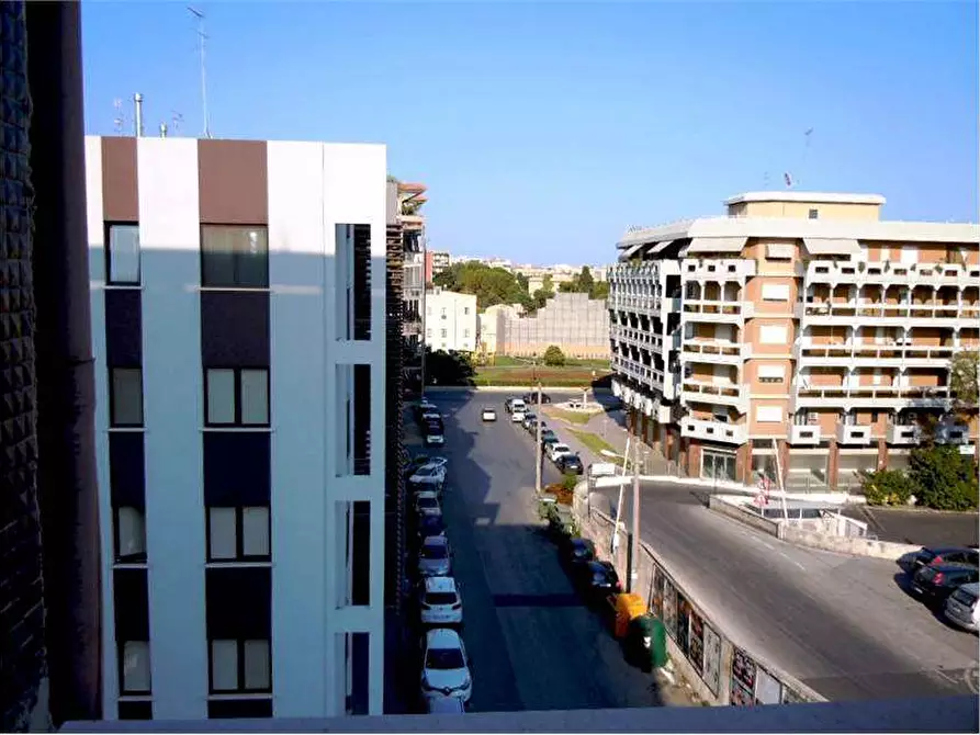 Immagine 20 di Trilocale in affitto  a Siracusa