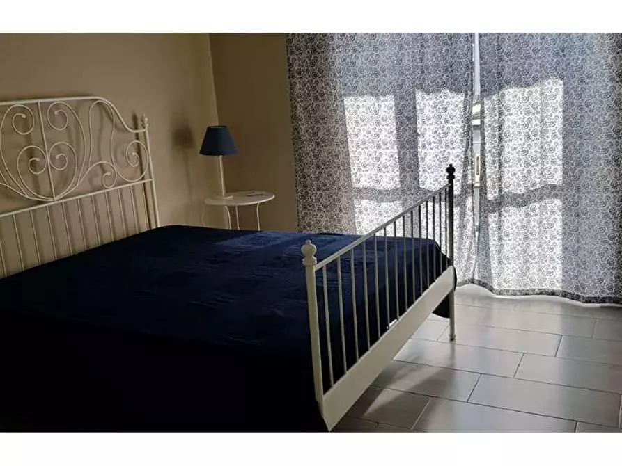 Immagine 7 di Trilocale in affitto  a Siracusa