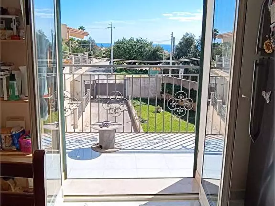 Immagine 19 di Villa in affitto  a Siracusa