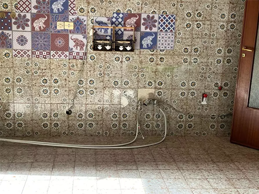 Immagine 7 di Quadrilocale in affitto  a Siracusa