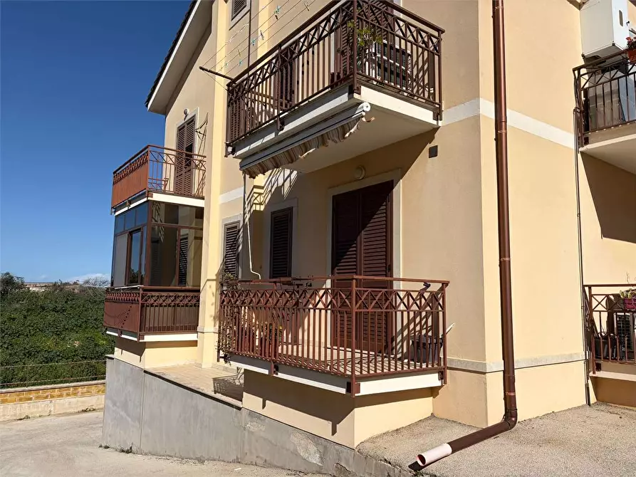 Immagine 18 di Appartamento in affitto  in Via Luigi Capuana 26 a Siracusa