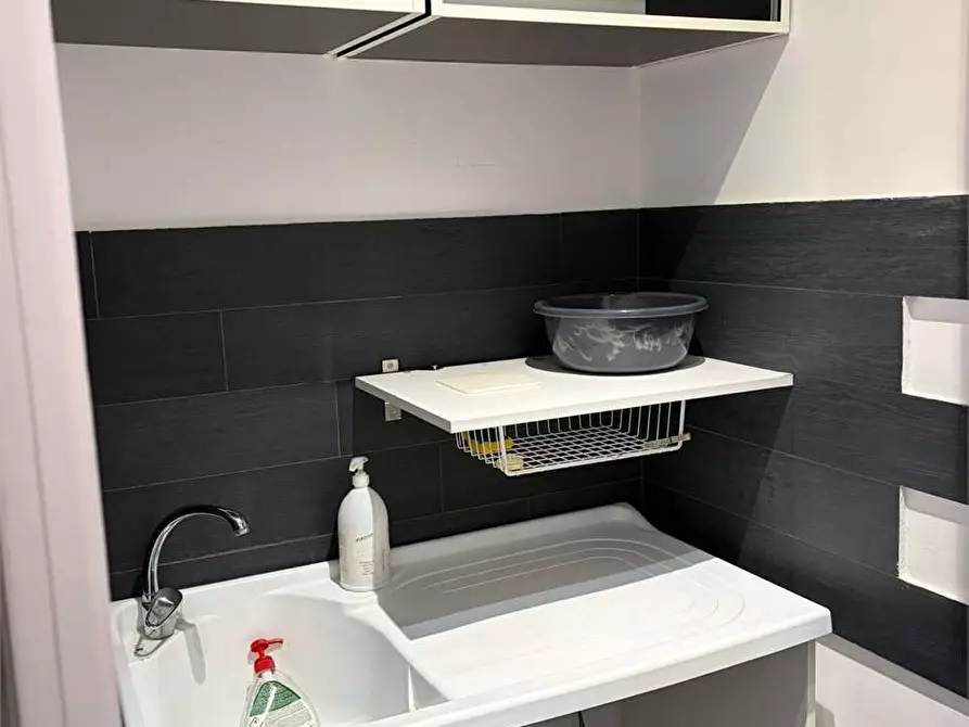 Immagine 13 di Appartamento in affitto  in Via Luigi Capuana 26 a Siracusa