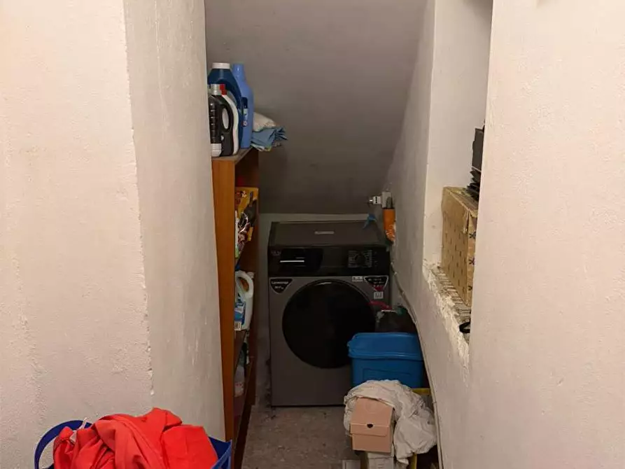 Immagine 13 di Trilocale in affitto  a Siracusa