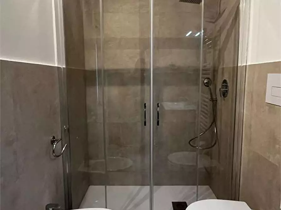 Immagine 11 di Bilocale in affitto  a Siracusa