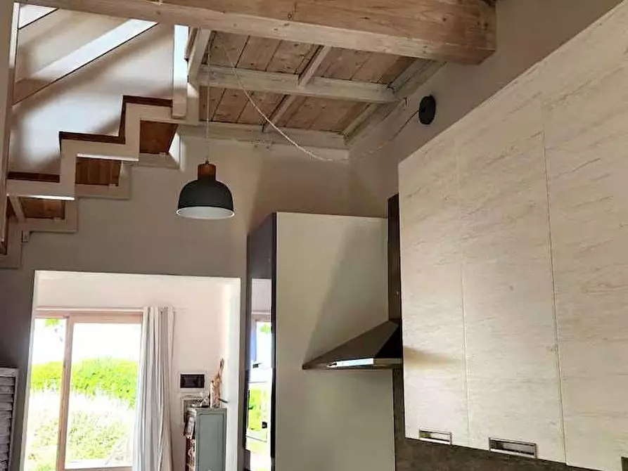 Immagine 11 di Villetta a schiera in vendita  a Noto