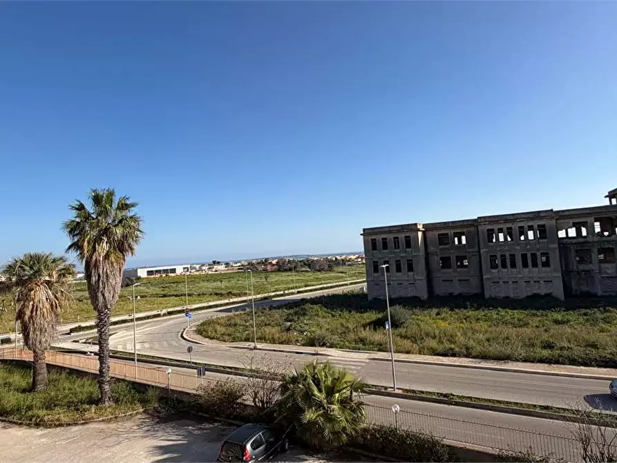 Immagine 27 di Appartamento in affitto  a Siracusa