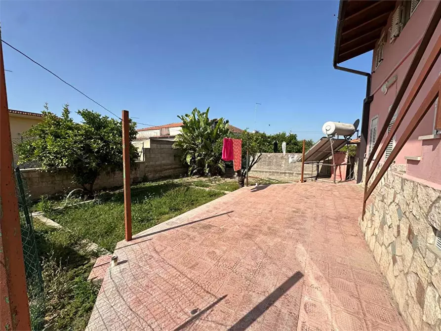Immagine 5 di Villa in vendita  a Siracusa