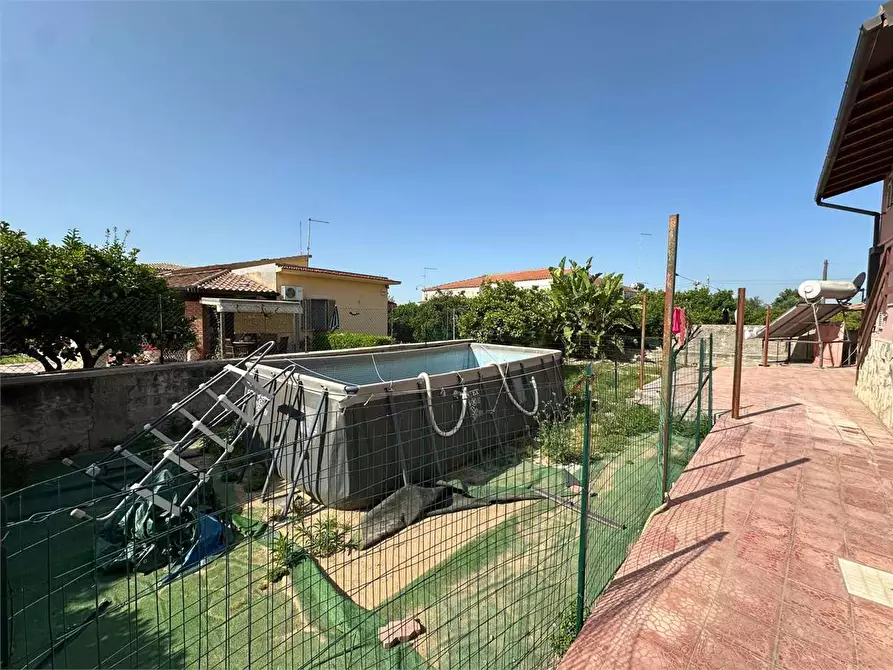 Immagine 23 di Villa in vendita  a Siracusa