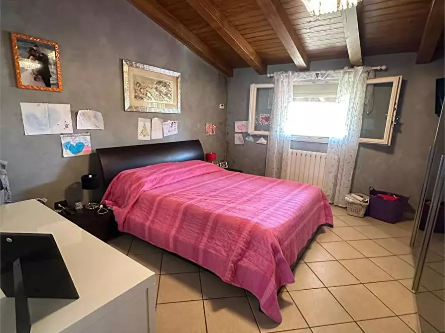 Immagine 40 di Villa in vendita  a Siracusa