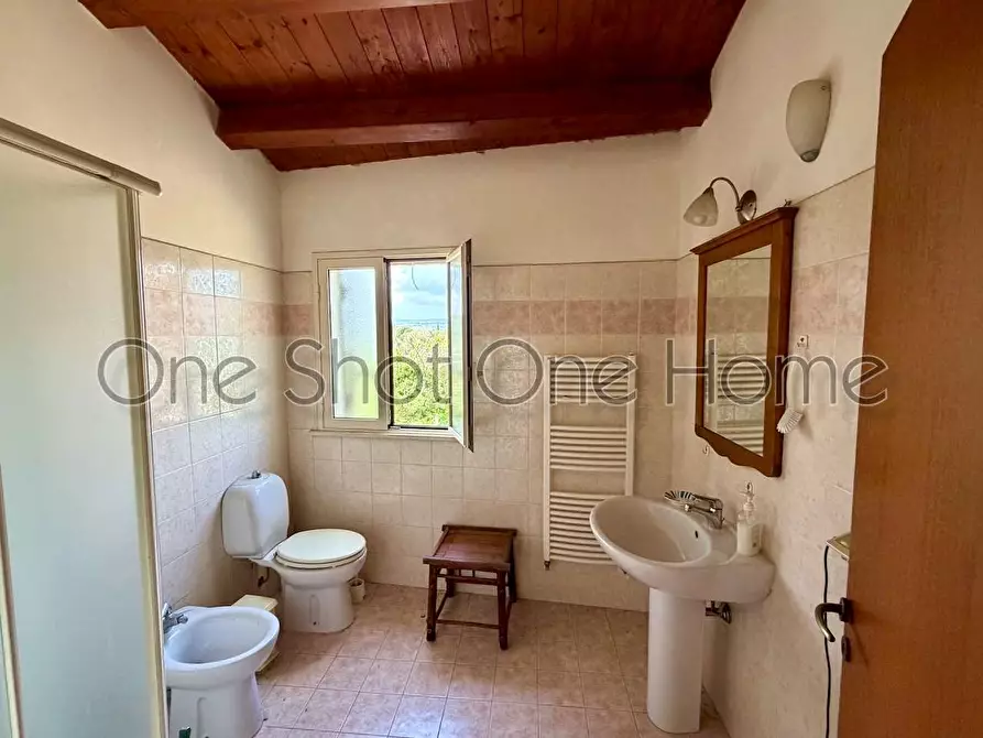 Immagine 9 di Rustico / casale in vendita  in Via per Canicattini 1 a Canicattini Bagni