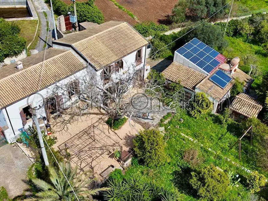 Immagine 16 di Rustico / casale in vendita  in Via per Canicattini 1 a Canicattini Bagni