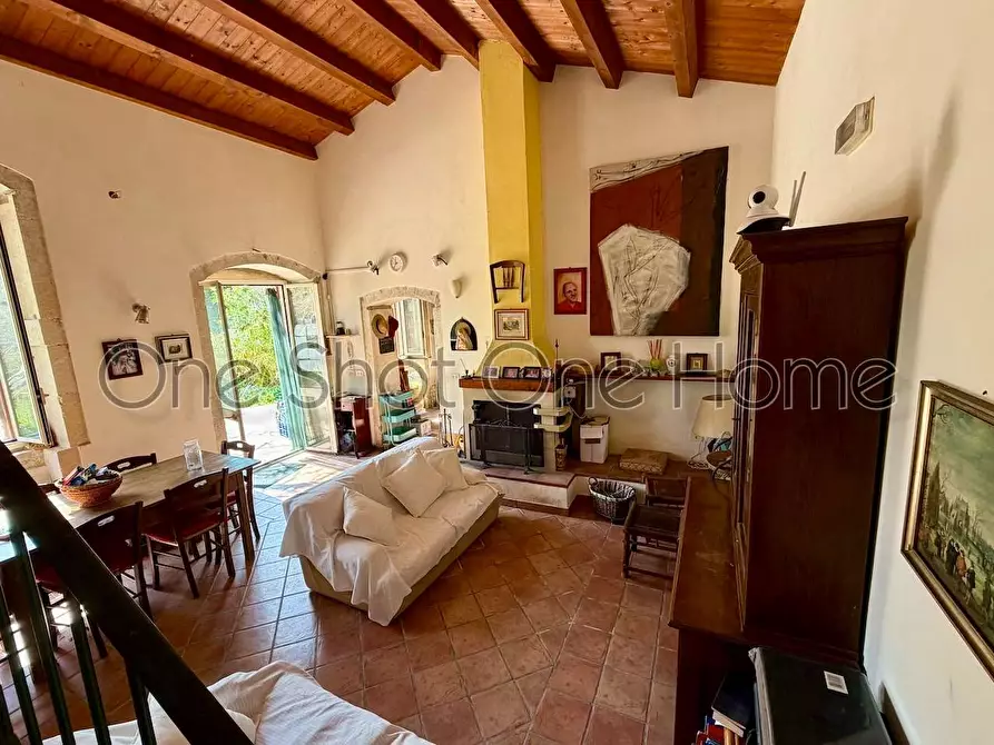 Immagine 29 di Rustico / casale in vendita  in Via per Canicattini 1 a Canicattini Bagni