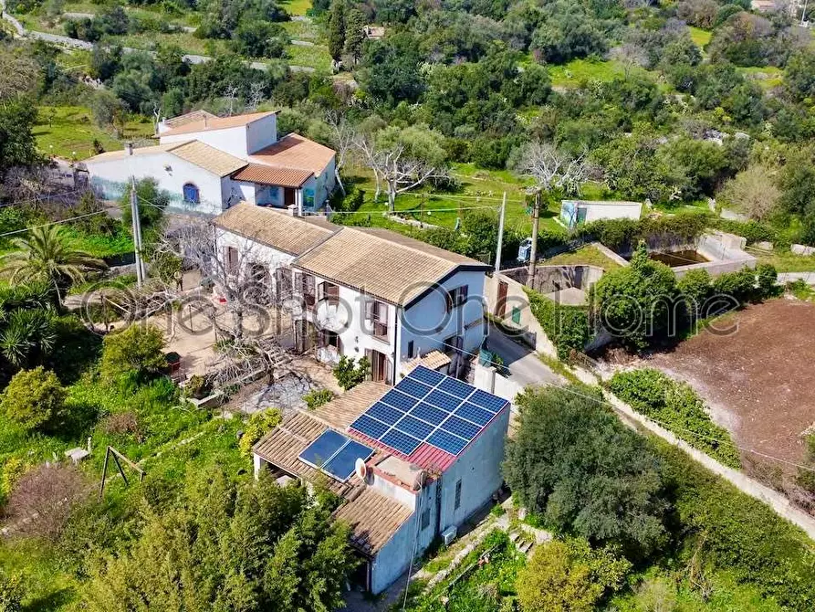 Immagine 34 di Rustico / casale in vendita  in Via per Canicattini 1 a Canicattini Bagni