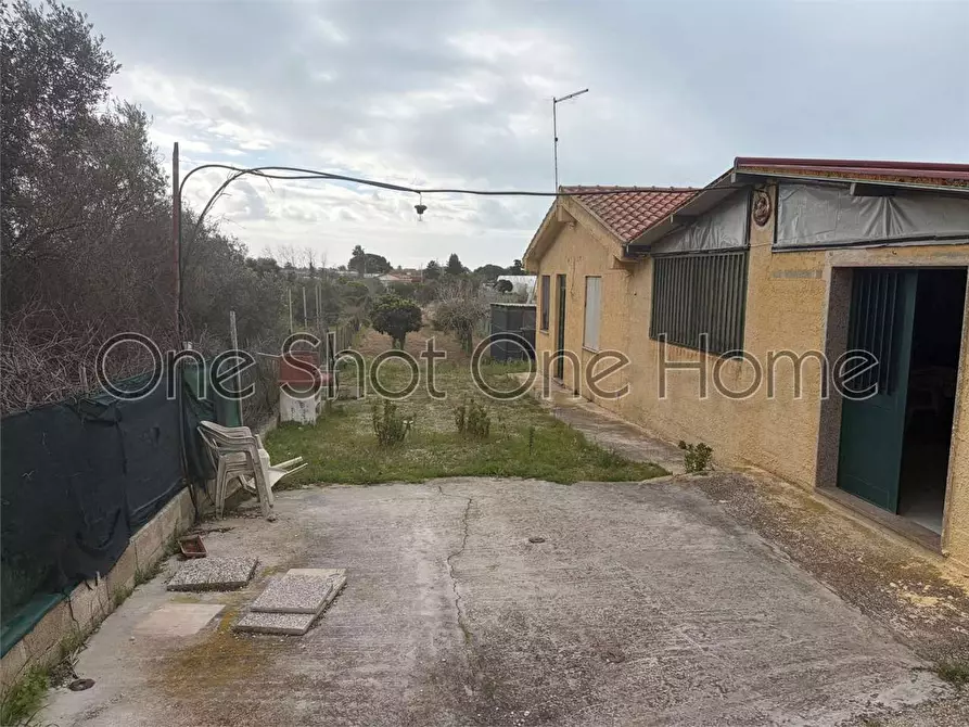 Immagine 3 di Villa in vendita  in Via del trifoglio a Ispica