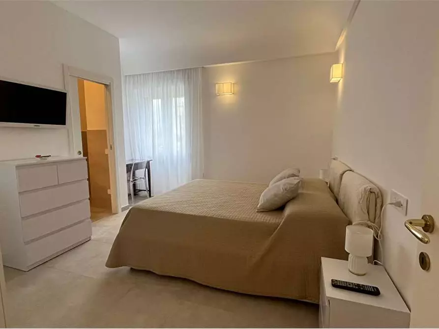 Immagine 11 di Bilocale in affitto  a Siracusa