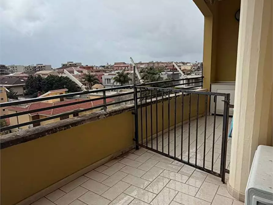 Immagine 12 di Bilocale in affitto  a Siracusa