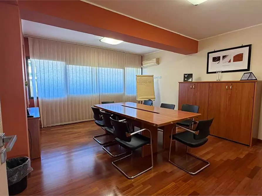 Immagine 6 di Ufficio in vendita  a Siracusa