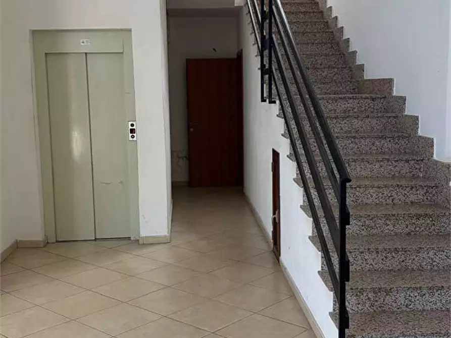 Immagine 22 di Ufficio in vendita  a Siracusa