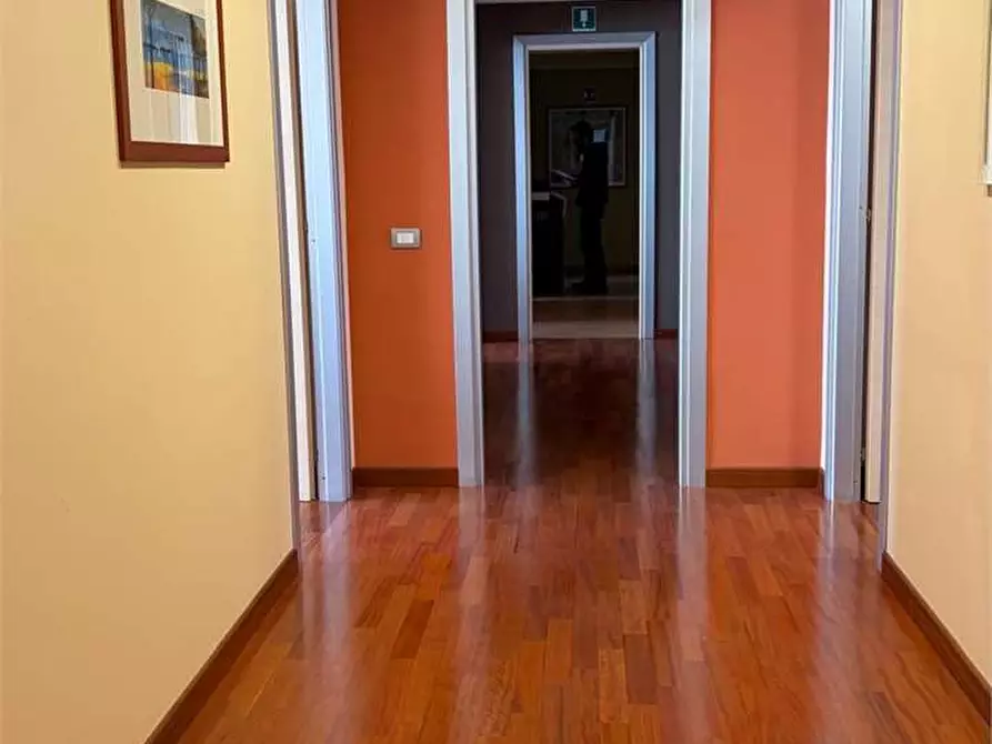 Immagine 9 di Ufficio in vendita  a Siracusa