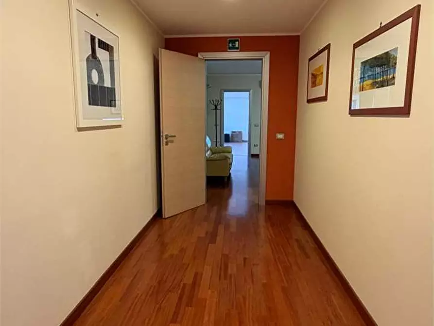 Immagine 14 di Ufficio in vendita  a Siracusa